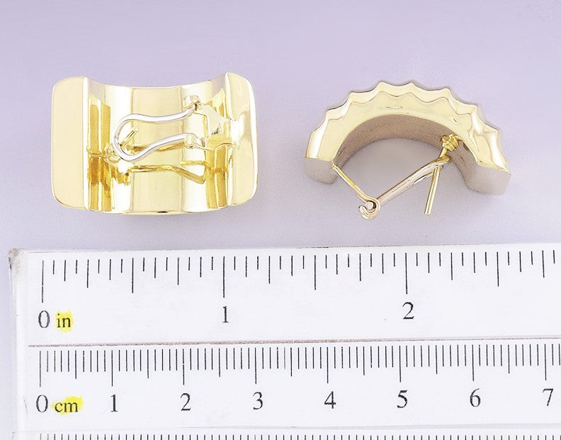 Stylish Pair Italian 18k Yellow Gold Huggie Stud Earrings