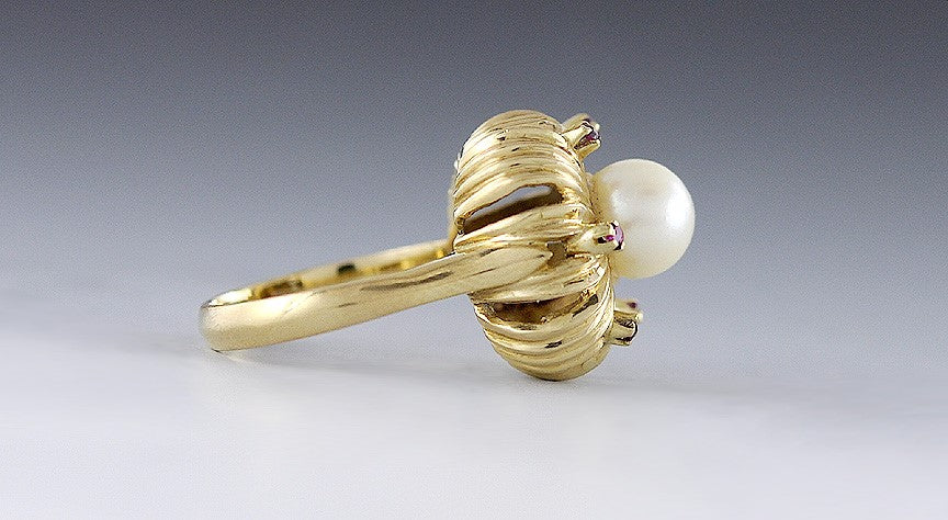Stunning Italian 18k Yellow Gold Pearl & Ruby Starburst Ring Size 6.5