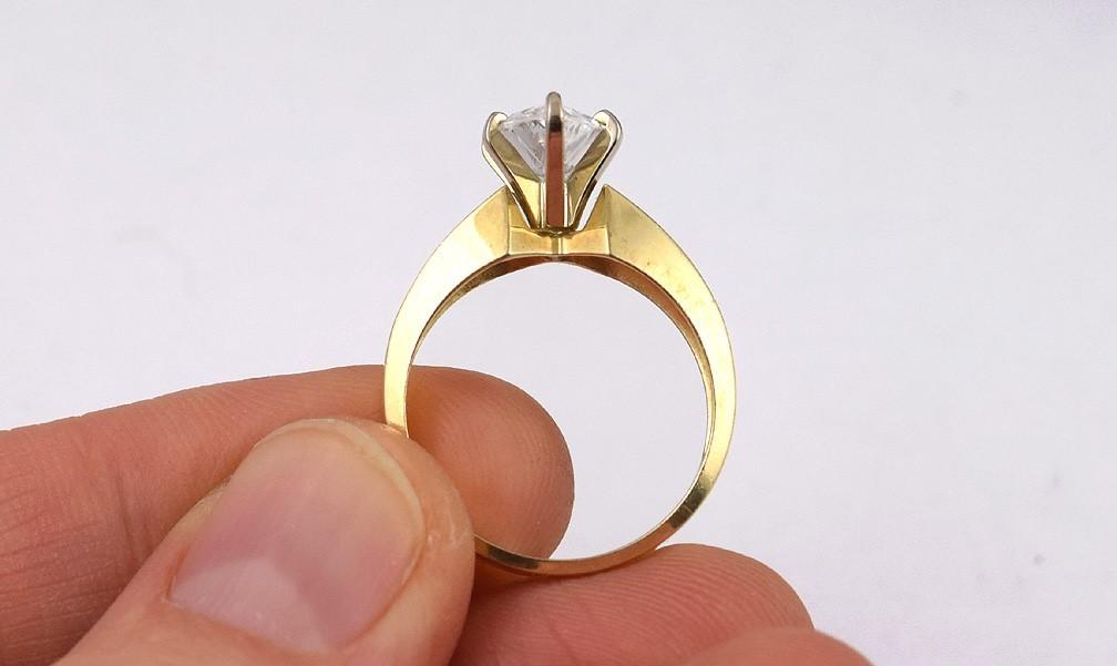 Amazing Modern 14k Yellow Gold and Simulated Diamond Marquise Ring Sz 6.25