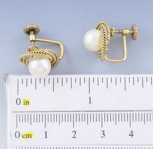 Classy Pair 14k Yellow Gold Pearl Stud Earrings Screw Back