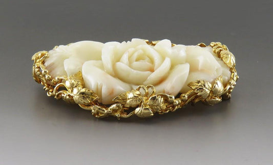 Vintage 1950s American 14K Yellow Gold & Carved Coral Rose Flower Pin/Brooch