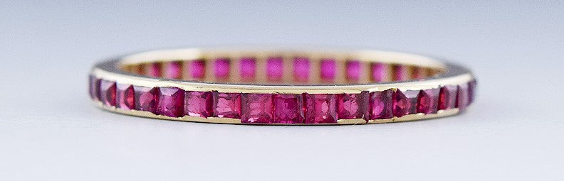 Elegant 14k Gold Synth Ruby Eternity Band Ring sz 8