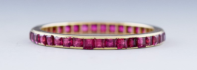 Elegant 14k Gold Synth Ruby Eternity Band Ring sz 8