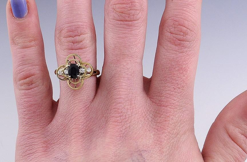 Stunning 14K Yellow Gold .92ct Blue Sapphire & Diamond Quatrefoil Ring Size 7.75