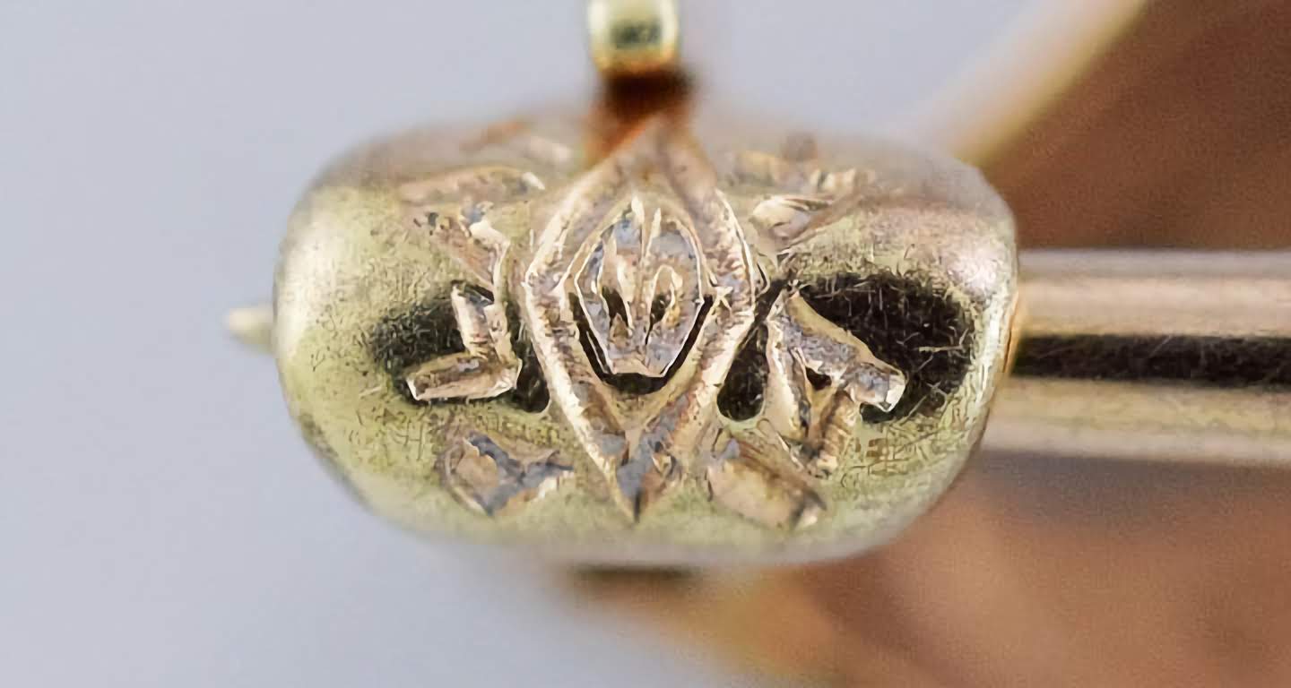 c1915 Lovely 14k Gold Diamond & Synth Sapphire Bar Pin / Brooch