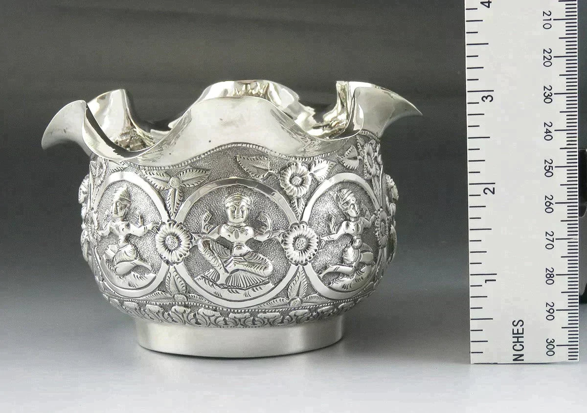 Antique/Vintage Siam Thailand God/Goddess Ruffled Bowl or Dish 4 3/4"