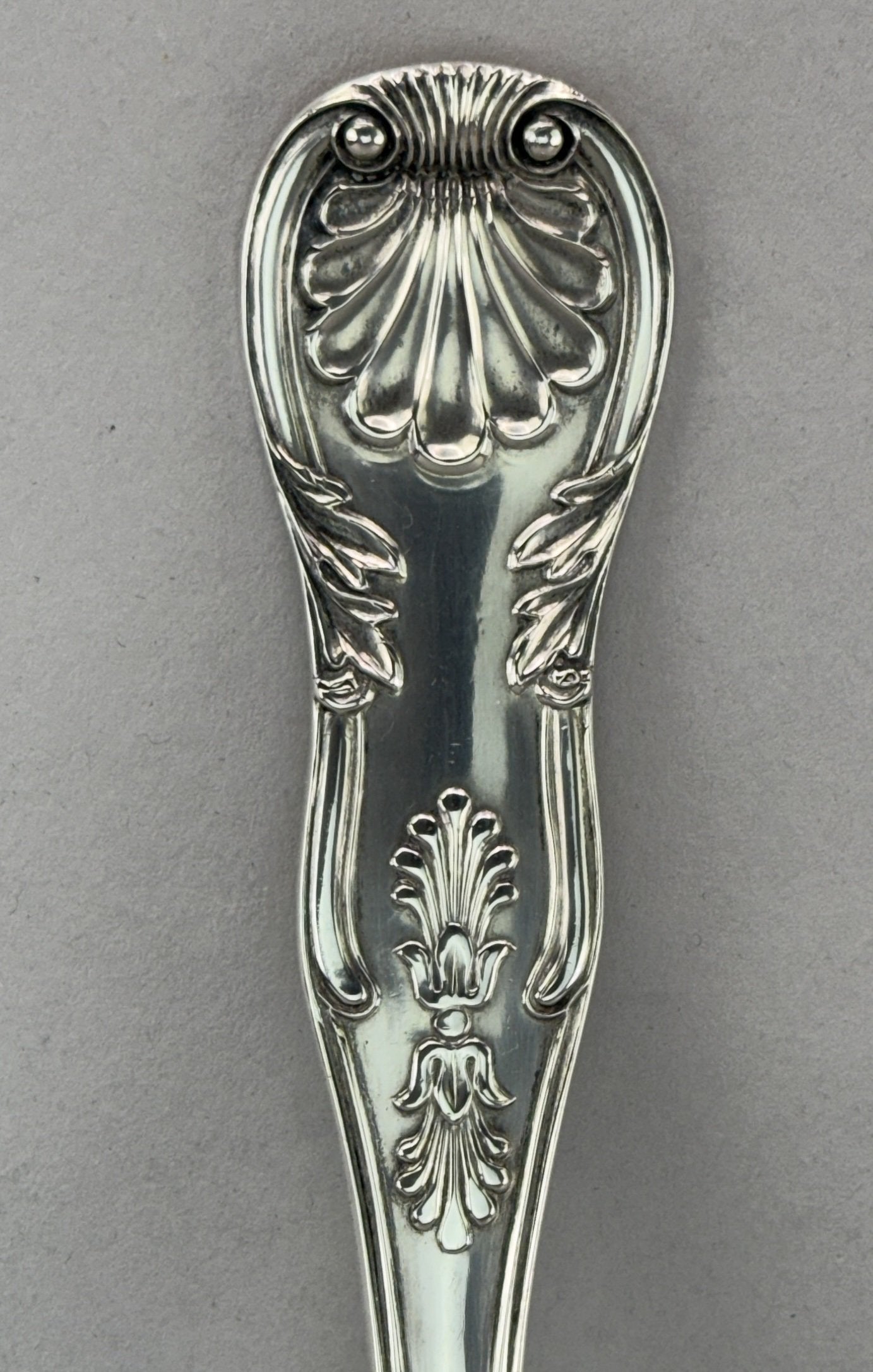 Fine Old c1815-1825 American Coin Silver Large Kings Punch Soup Ladle R W Wilson