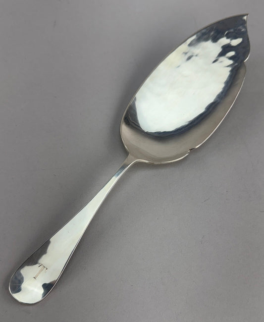 Fabulous Cartier Old Newbury Crafters Hand Wrought Sterling Silver Fish Server