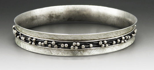 Stylish c1960s VTG Poland Sterling Silver Florentine Beaded Bangle Bracelet