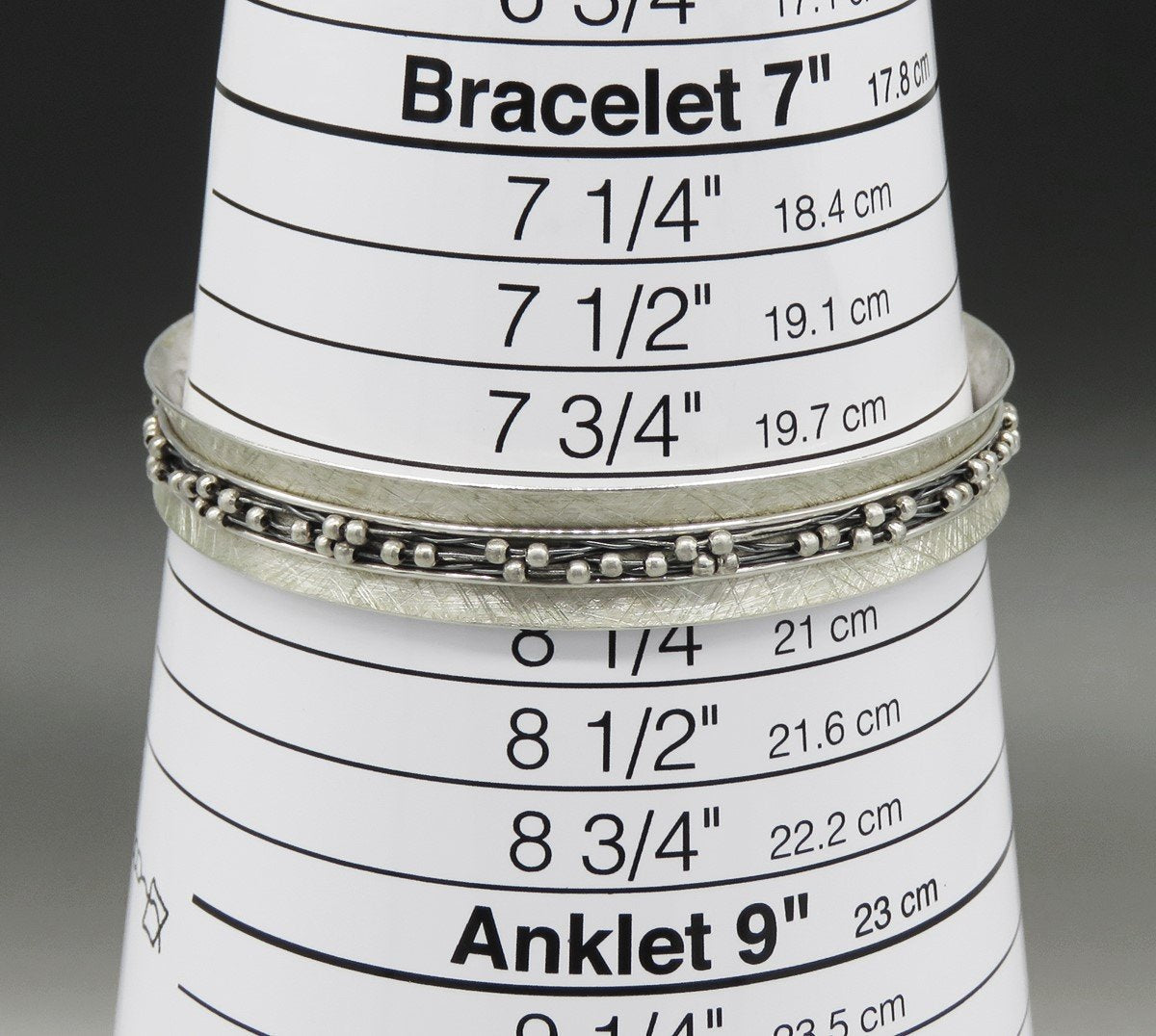 Stylish c1960s VTG Poland Sterling Silver Florentine Beaded Bangle Bracelet