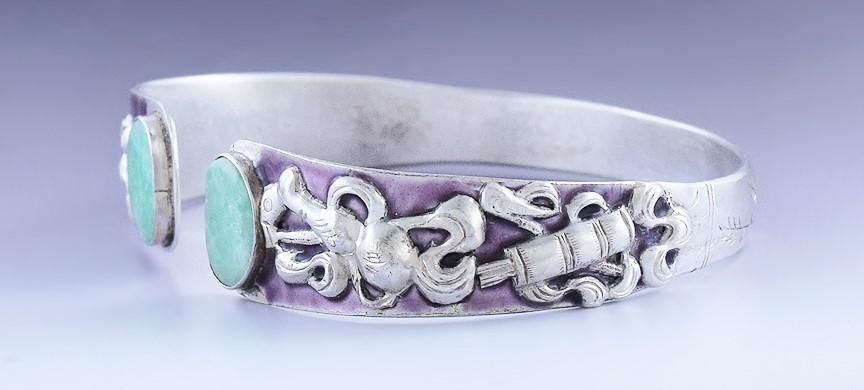 Stylish Chinese Silver Jadeite Jade & Purple Enamel Cuff Bracelet