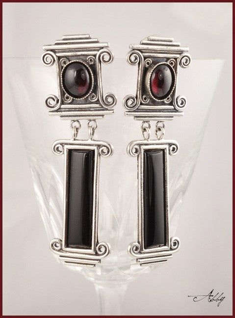 Great Sterling Onyx Garnet Ionic Column Shaped Earrings