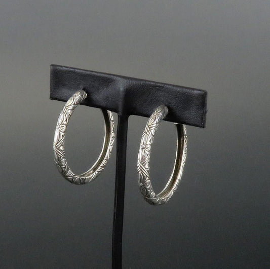 Stylish Stephen Dweck Sterling Silver Floral Flower Engraved 1.5" Hoop Earrings