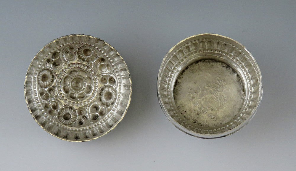 Neat Antique Indonesian Silver Hand Chased Small Trinket Box