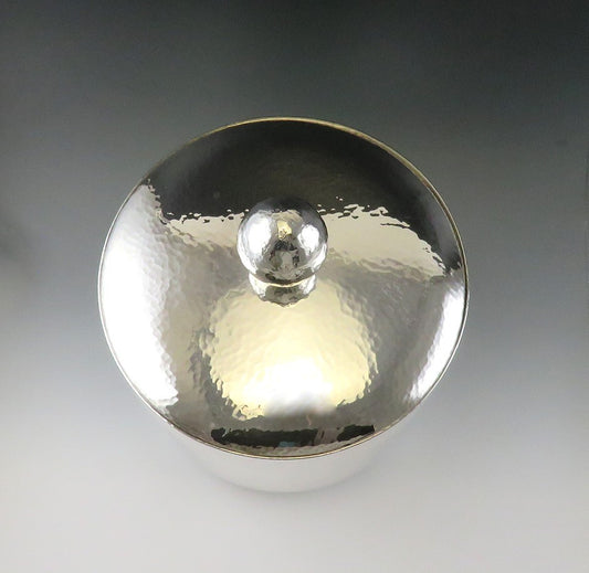 Exquisite Buccellati Sterling Silver Hand Hammered Ice Bucket
