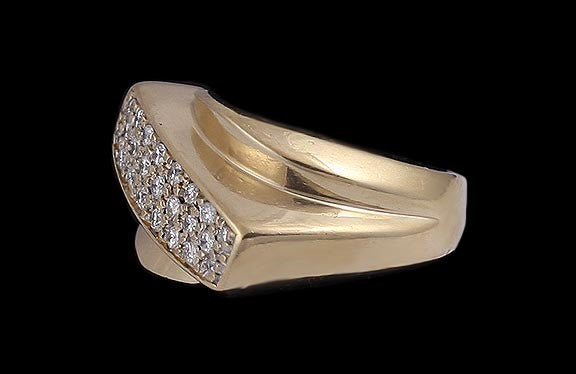 Striking Modern 14k Yellow Gold Brilliant Diamond Ring Size 8