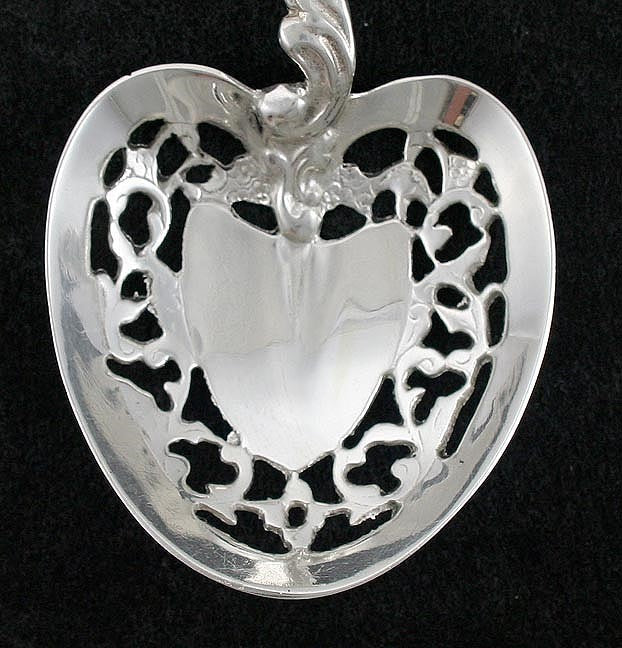 Vintage Nouveau Style Sterling Silver Openwork Pierced Serving Spoon 8 1/8"