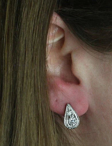 Elegant 14k White Gold Diamond Earrings ~1 Carat TW