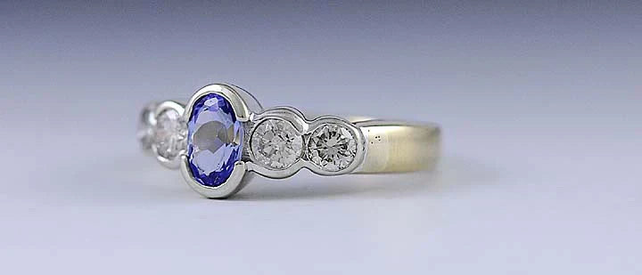 Brilliant ~.50ct Tanzanite & ~.50ct Diamond Two Toned 14K Gold Ring Size 3.75