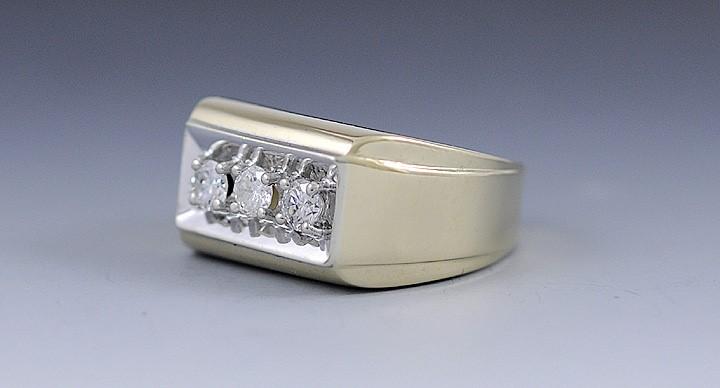 Brilliant 14K White and Yellow Gold 3 Stone Diamond Ring Size 7