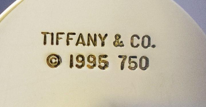 Handsome Tiffany & Co 18k Yellow Gold Ridged Oval Striped Cufflinks