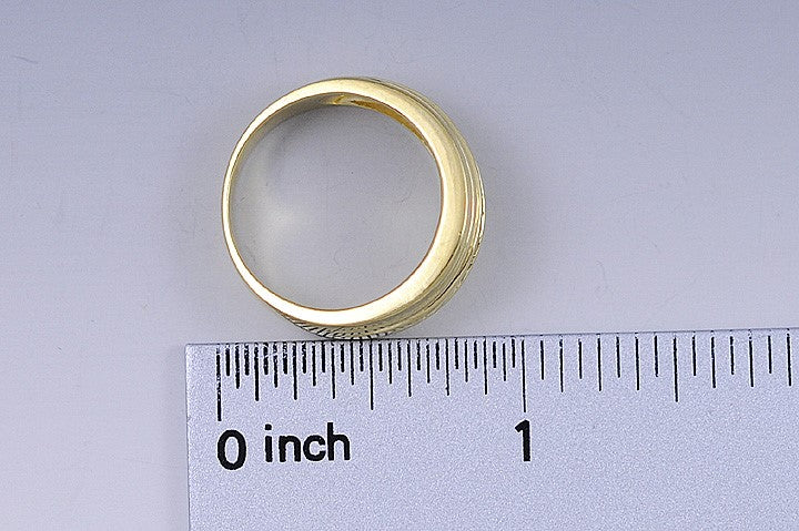 Threaded Band 18K Deep Yellow Gold & Sparkling Diamond Ring