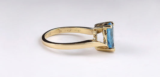 Exquisite 14k Yellow Gold Bypass Design Ring w/ Blue Topaz Pear-shaped Stone