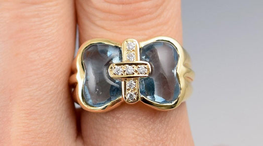 Dazzling 14k Yellow Gold w/ Diamonds and Blue Topaz Ring w/ Cross Center Sz 6.75
