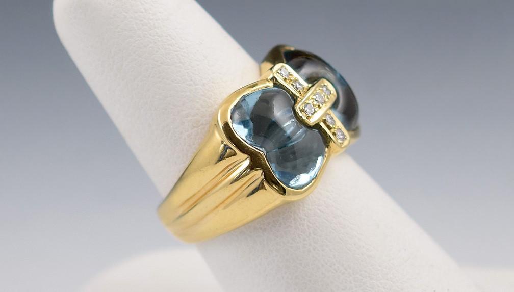 Dazzling 14k Yellow Gold w/ Diamonds and Blue Topaz Ring w/ Cross Center Sz 6.75