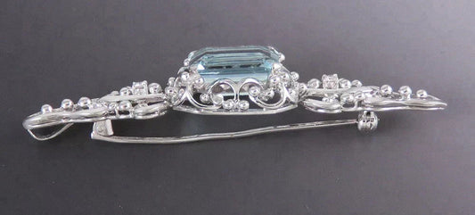Fabulous 14K White Gold Natural Aquamarine Diamond Gemstone Openwork Bar Pin