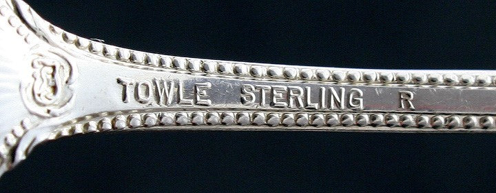 12 Towle Old Colonial Pattern Teaspoons Sterling Silver
