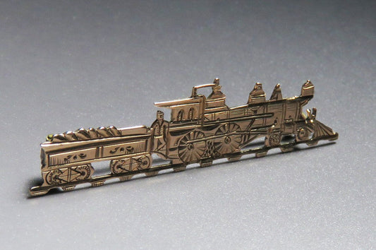 Superb 1850s-70s American 10k Yellow Gold Hand Engraved Custom Made Train Pin