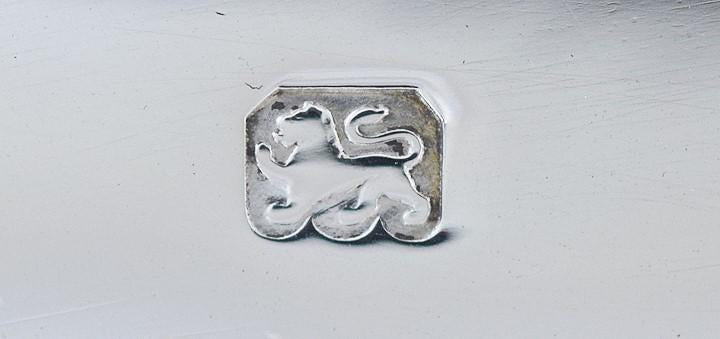 Antique 1933 English Sterling Silver Wood Handle Hors d'oeuvres Serving Dish