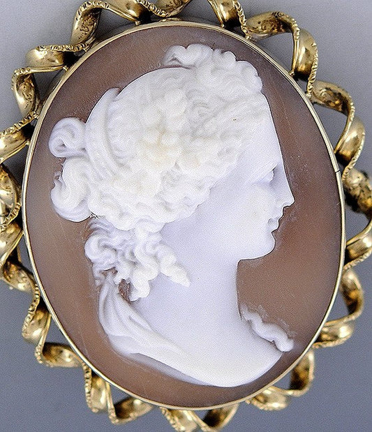 14k Yellow Gold Frame Pink Shell Cameo Pretty Woman Brooch Pin