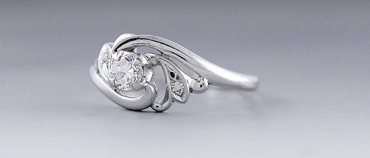 Lovely Vintage c1930s Diamond and 14k White Gold Spiral Whirl Ring