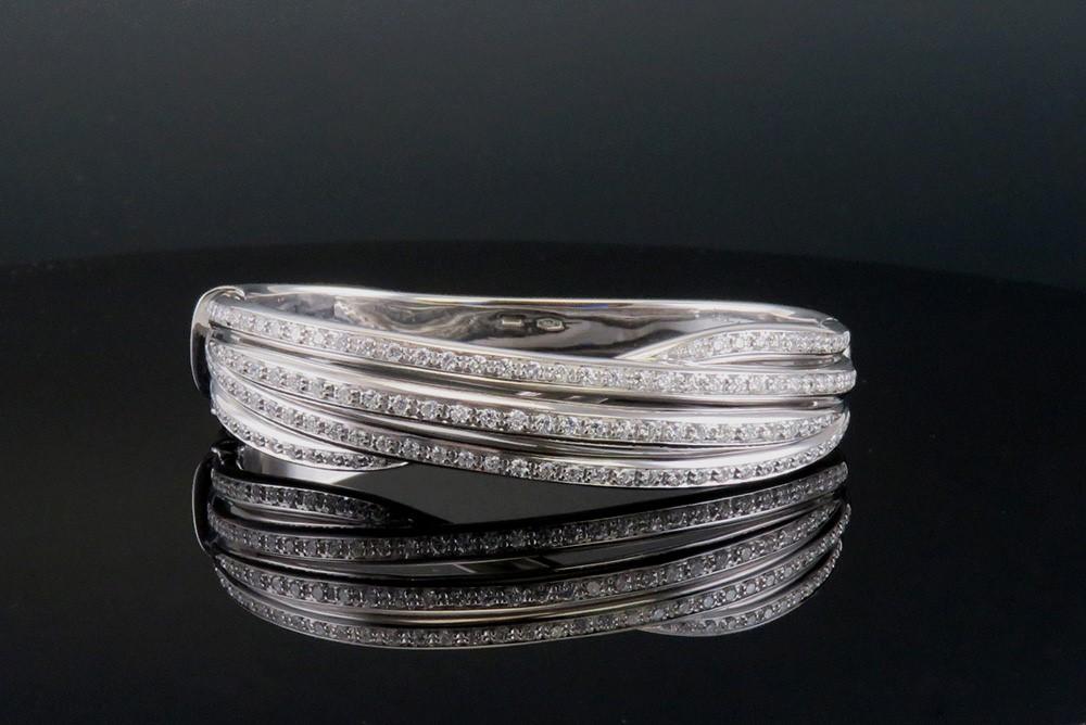 High End 18K White Gold ~2.5ct Diamond Wide Hinged Bangle Bracelet