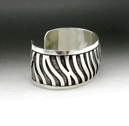 Fine Mexican Sterling Silver Oxidized Siberian Tiger Animal Print Cuff Bracelet