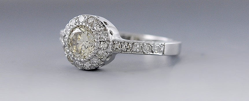 Dazzling 14k White Gold Light Yellow Diamond Halo Ring Size 6