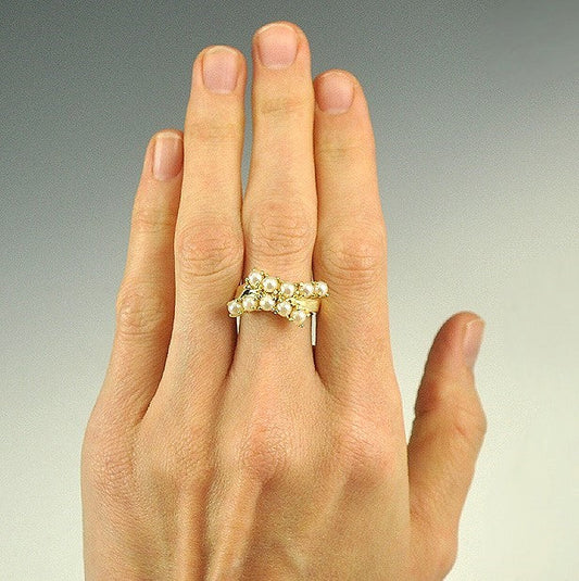 Luminous Italian 18k Yellow Gold Pearl Ring Size 6 1/2