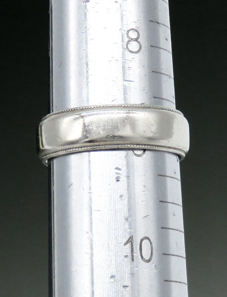 Timeless Platinum 6mm Wide Wedding Band Ring sz 9