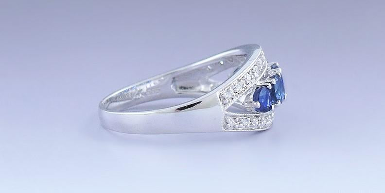 Gorgeous 14k White Gold 1.25ct Blue Sapphire & Diamond Ring Size 6.5