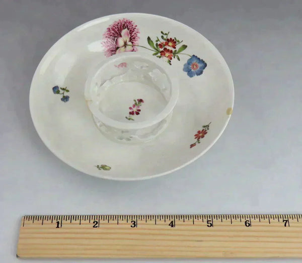 Antique 18th Century Royal Vienna Austrian Porcelain Trembleuse Saucer