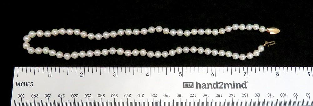 Beautiful Classic 14K Yellow Gold & Pearl Strand Necklace