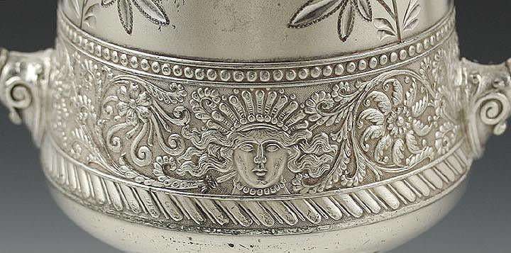Antique Silver Meriden Britannia Co Assyrian Head Trophy 2 Handle Loving Cup Urn