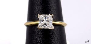 Sparkling 14k Yellow Gold and Simulated Radiant Cut Diamond Solitaire Ring Sz 6