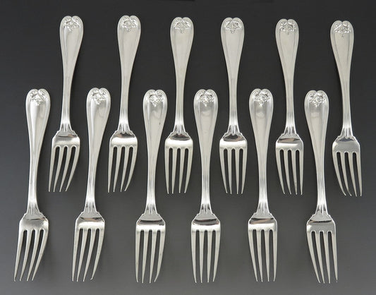 Nice set 12 Tiffany & Co Sterling Silver Colonial Dinner Forks 7 3/8"