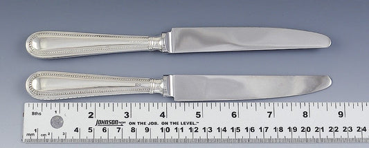 18 Finest Quality English Sterling Silver Georgian Style Bead Edge Knives 8 5/8"
