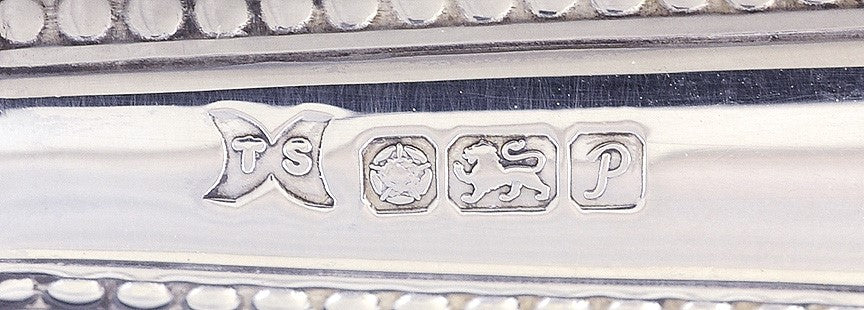 18 Finest Quality English Sterling Silver Georgian Style Bead Edge Knives 8 5/8"