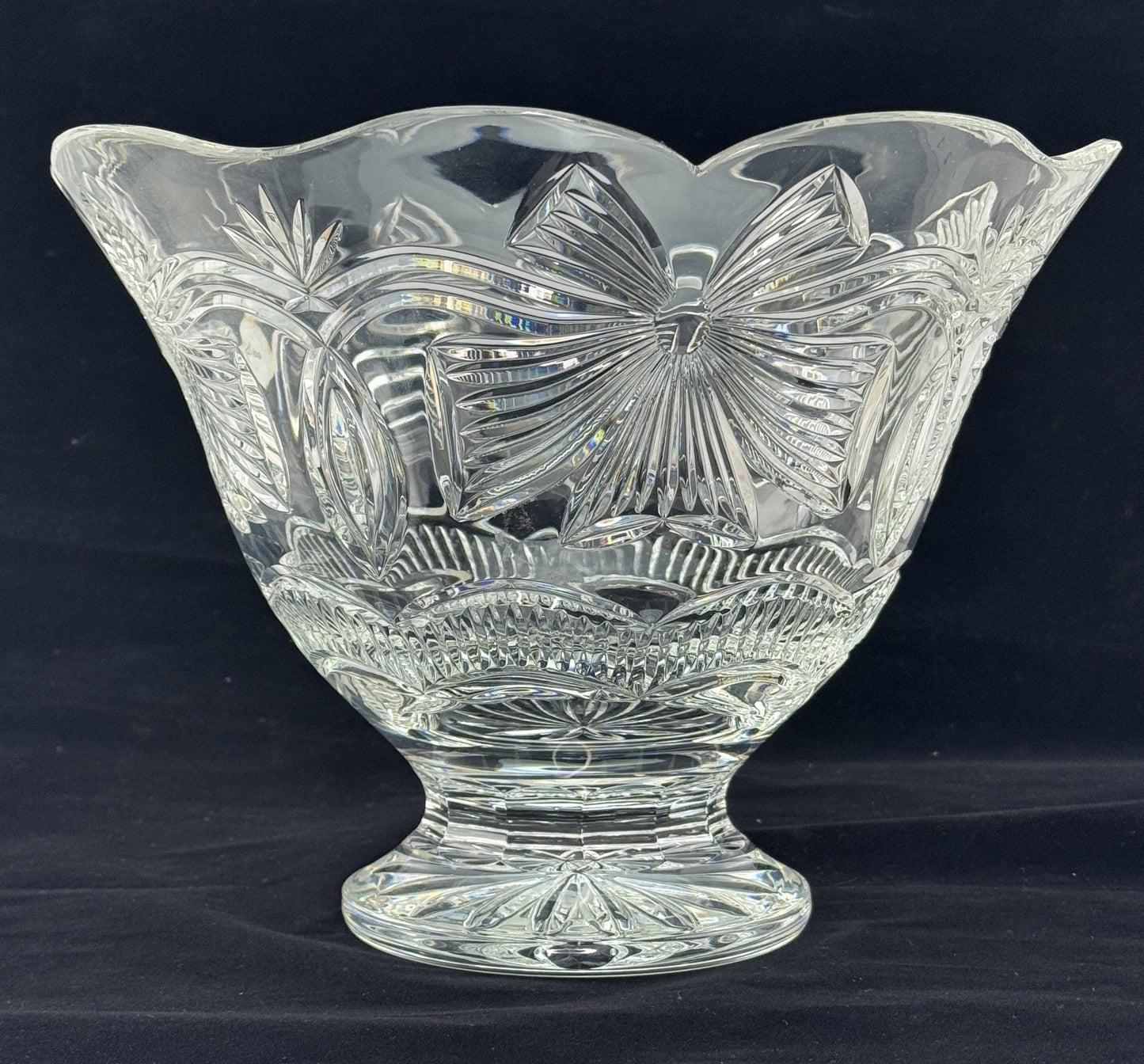 Limited Edition Waterford Cut Glass Crystal Holiday Ribbon Bow Footed Bowl
