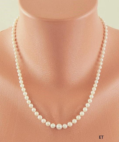 Classy Graduated Pearl Strand Necklace w 14k White Gold Filigree Clasp